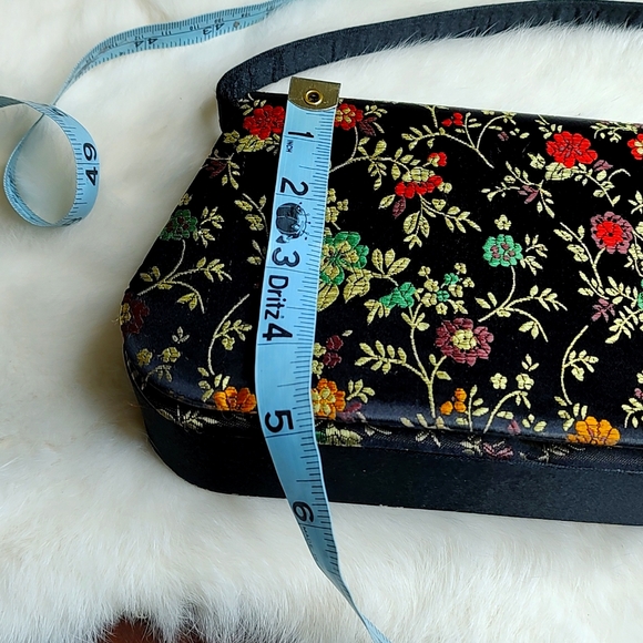 Vintage Floral Asian Flair Satin Evening Bag - Picture 12 of 12